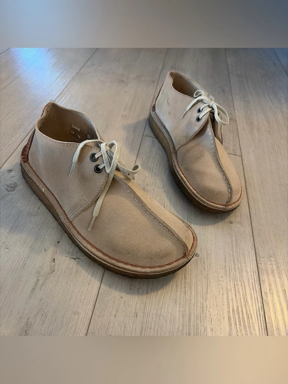 Clarks Originals Desert Trek in light taupe suede